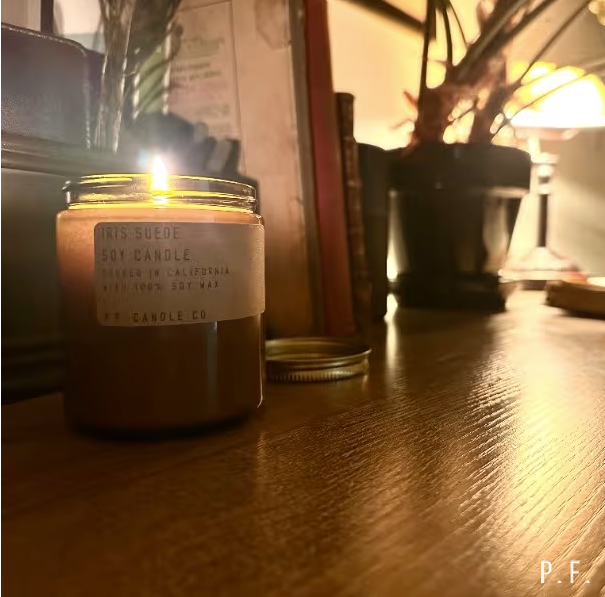iris suede standard candle review